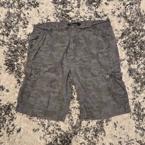 Calvin Klein Jeans Grey Camo Cargo Shorts | Size 36 | Grey